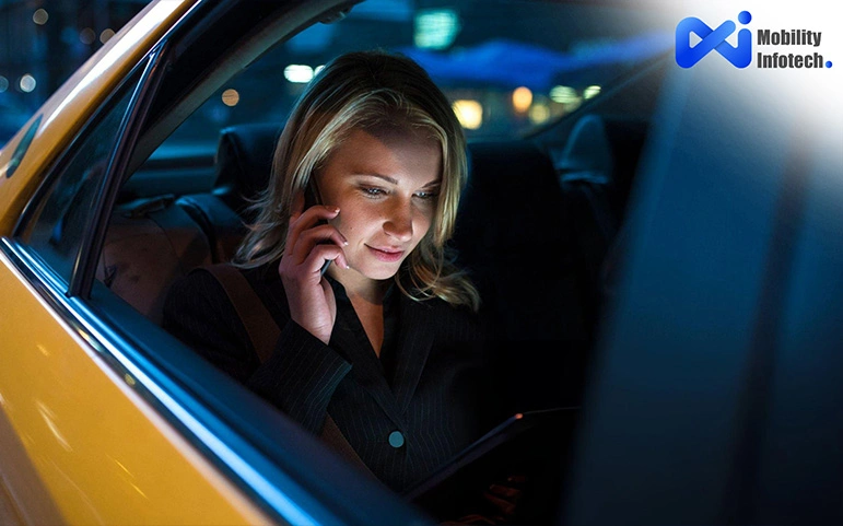 a woman setting in a car and use smart phone